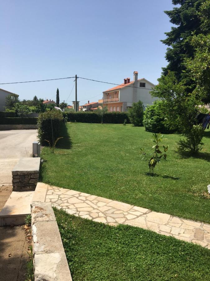 Two-Bedroom Countryside Apartment Marčana 外观 照片